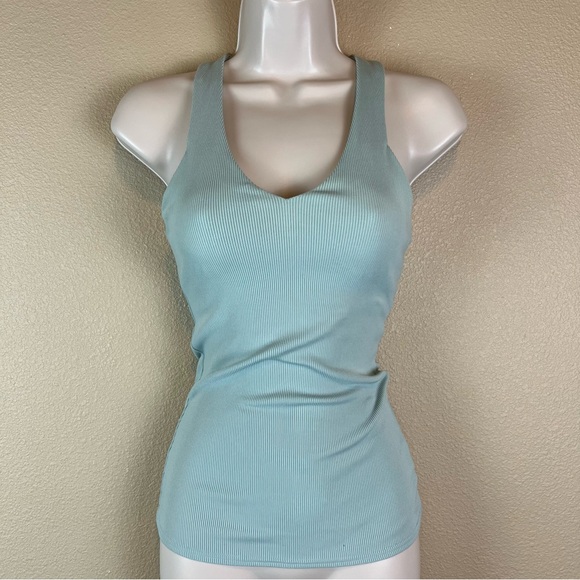 alo yoga elevate ribbed tank - Picture 2 of 13